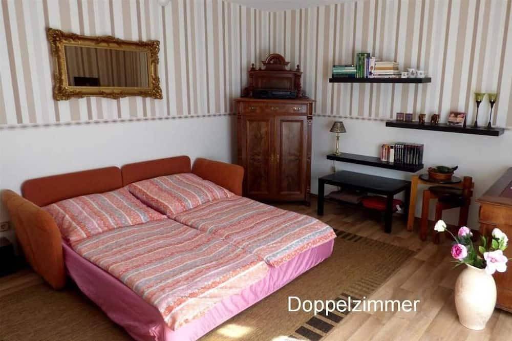 Ganze Wohnung, Ferienwohnung/App. für 2 Gäste mit 30m² in Rathenow (95257) in Rathenow, Westhavelland
