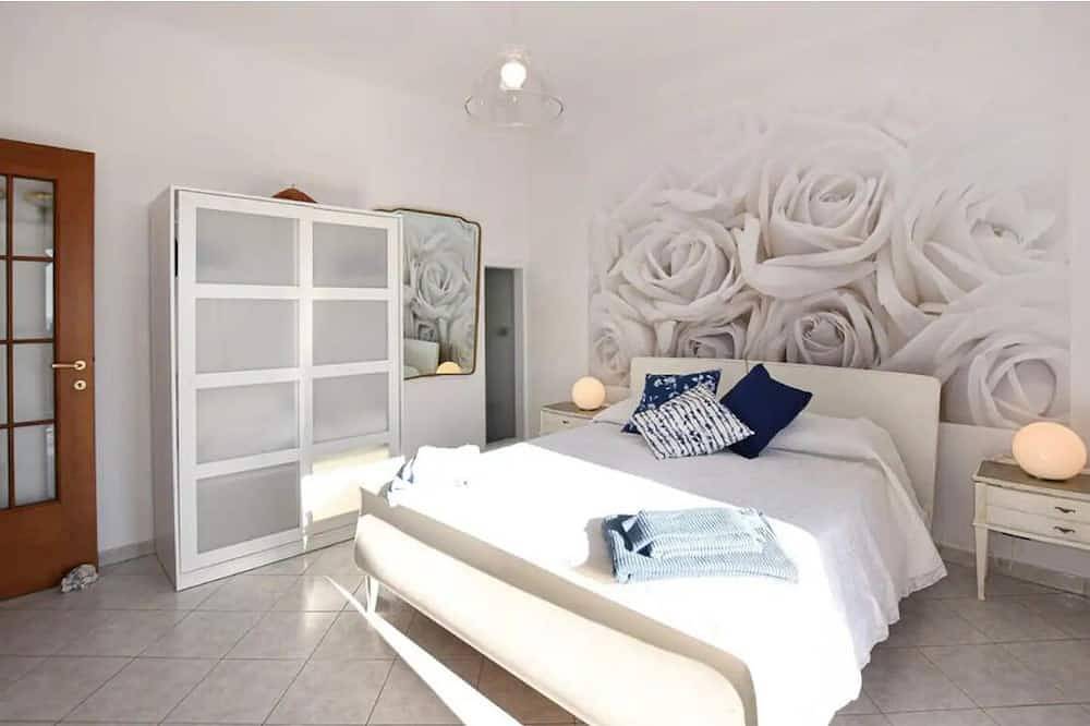 Ganze Wohnung, Sea view apartment between Lerici and Cinque Terre in Pitelli, La Spezia