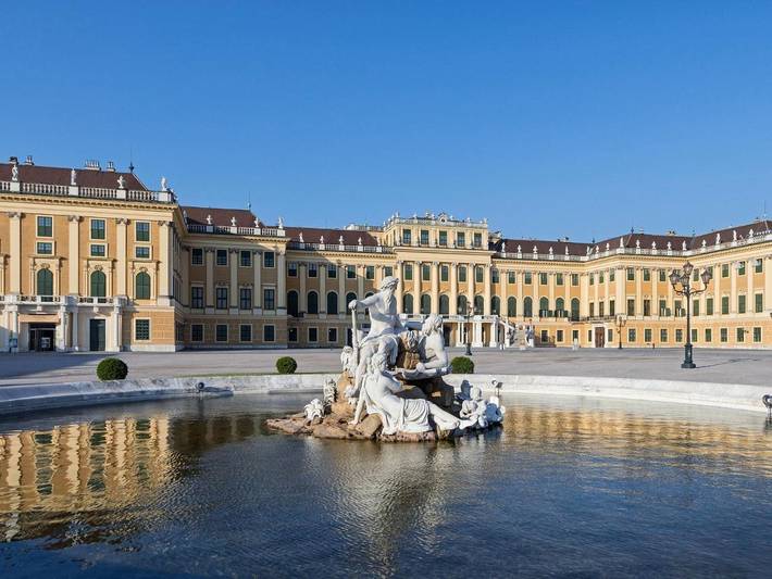 Ferienwohnung für 4 Personen, mit Ausblick in Schloss Schönbrunn