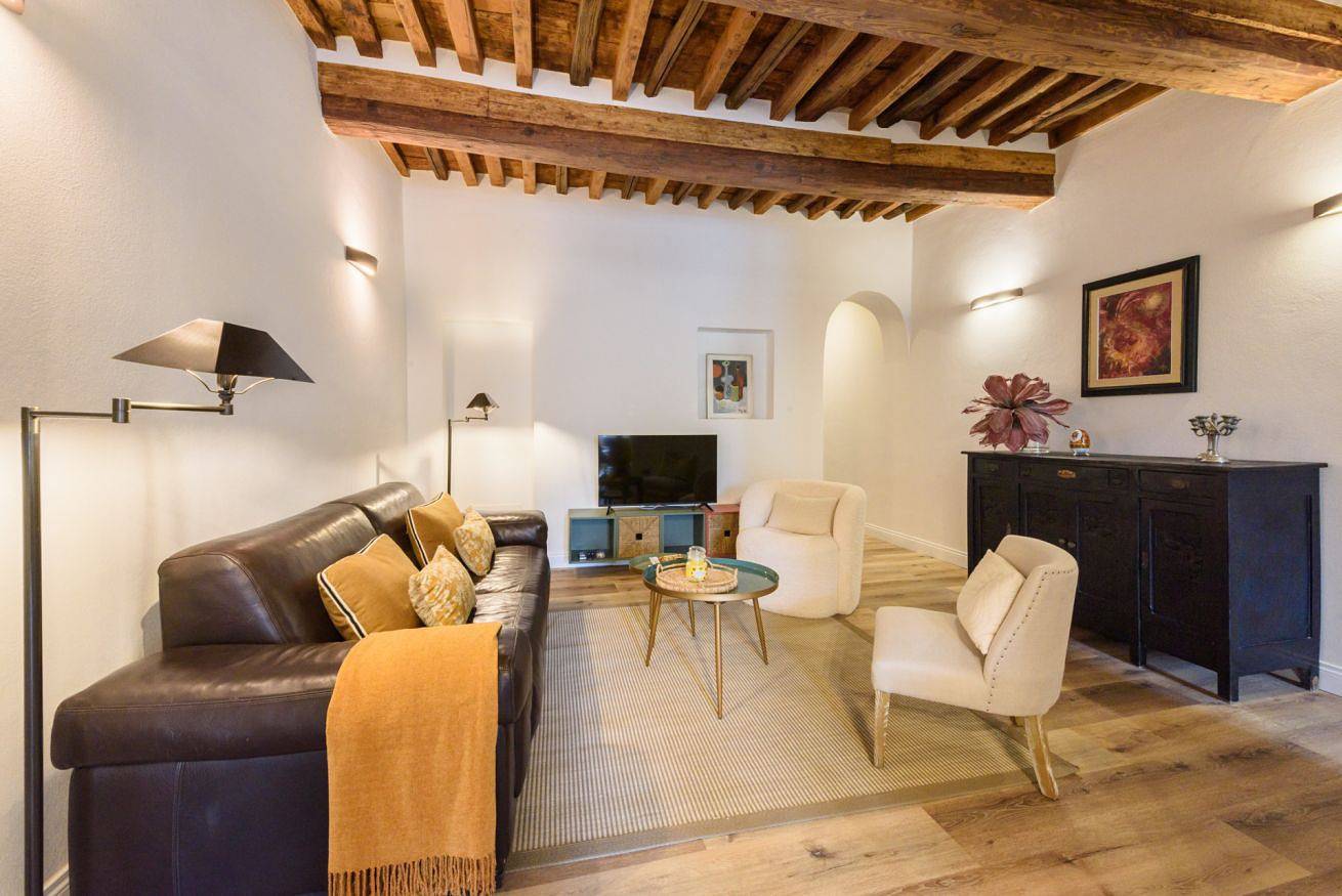 Entire apartment, Fiammetta by Mmega in Florence city center, Florence