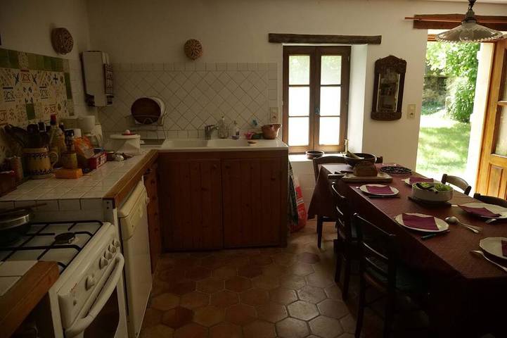 Gîte pour 8 personnes, avec jardin à Saint-Gervais-sur-Roubion - 2