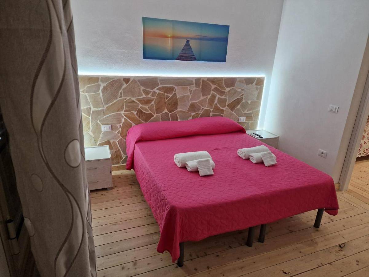 Double or Twin Room with Private Bathroom in Petrosino, Provincia di Trapani