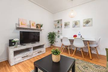 Apartamento De Férias para 3 Pessoas em Mafamude e Vilar do Paraíso, Distrito do Porto, Foto 1