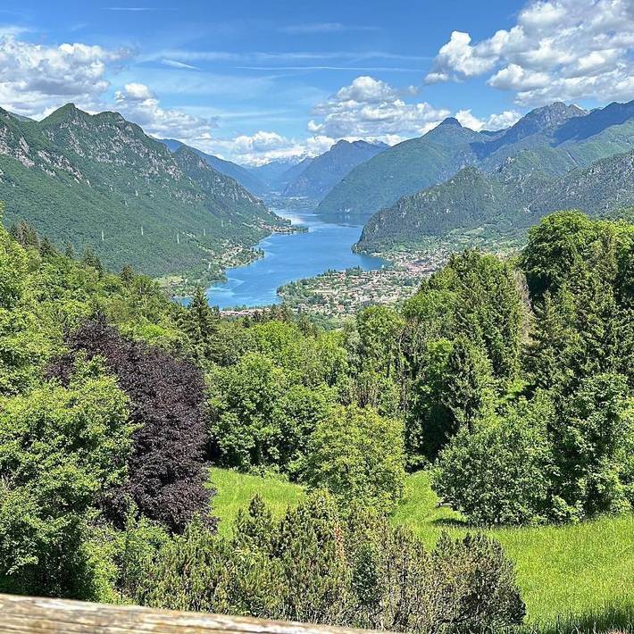 Ferienwohnung für 4 Personen, mit Ausblick und Seeblick sowie Garten, mit Haustier