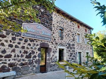 Chambre d’hôte pour 4 personnes, avec vue en Haute-Loire