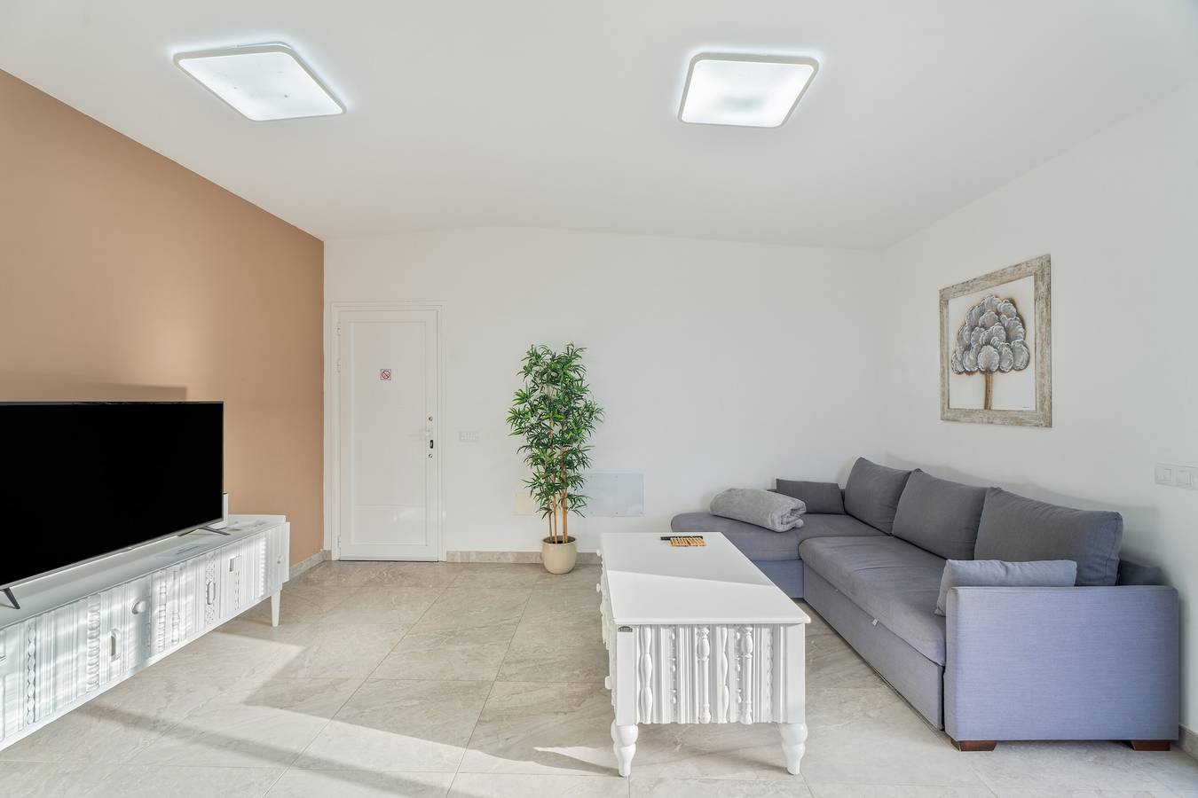 Casa vacacional 'Miramar' con vistas al mar, terraza privada y Wi-Fi in Frontera pueblo (El Hierro), Frontera 