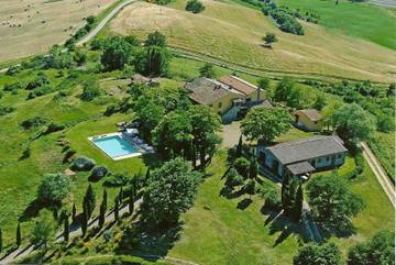 Agriturismo per 4 Persone in Acquapendente, Parco di Monte Peglia e Selva di Meana, Foto 1
