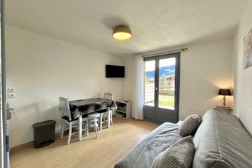 Gîte pour 4 personnes, avec terrasse à Demi-Quartier