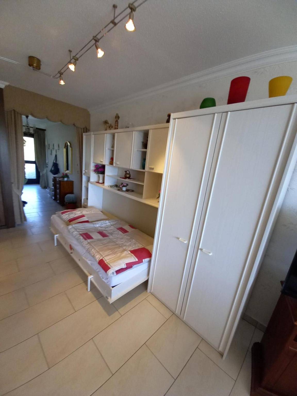 Appartement 'Seeappartement Sorpeglück' met uitzicht op het meer, balkon en zwembad, foto 11