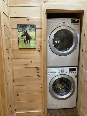 Cabane en bois pour 10 personnes, avec jacuzzi ainsi que jardin et terrasse à Hunter