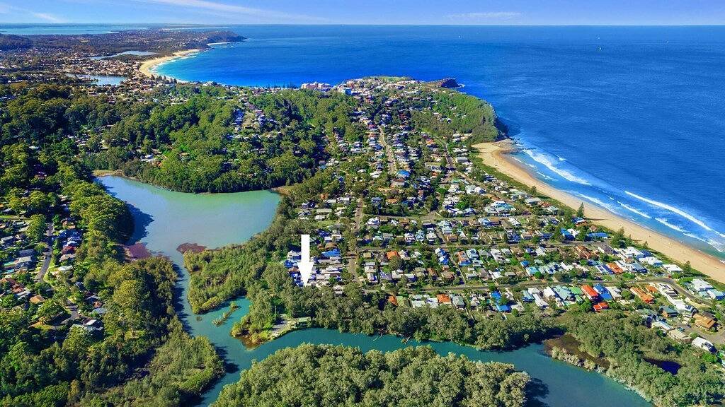 Sea La Vie | Close to beach , Wifi | Acccom Holidays in North Avoca, New South Wales