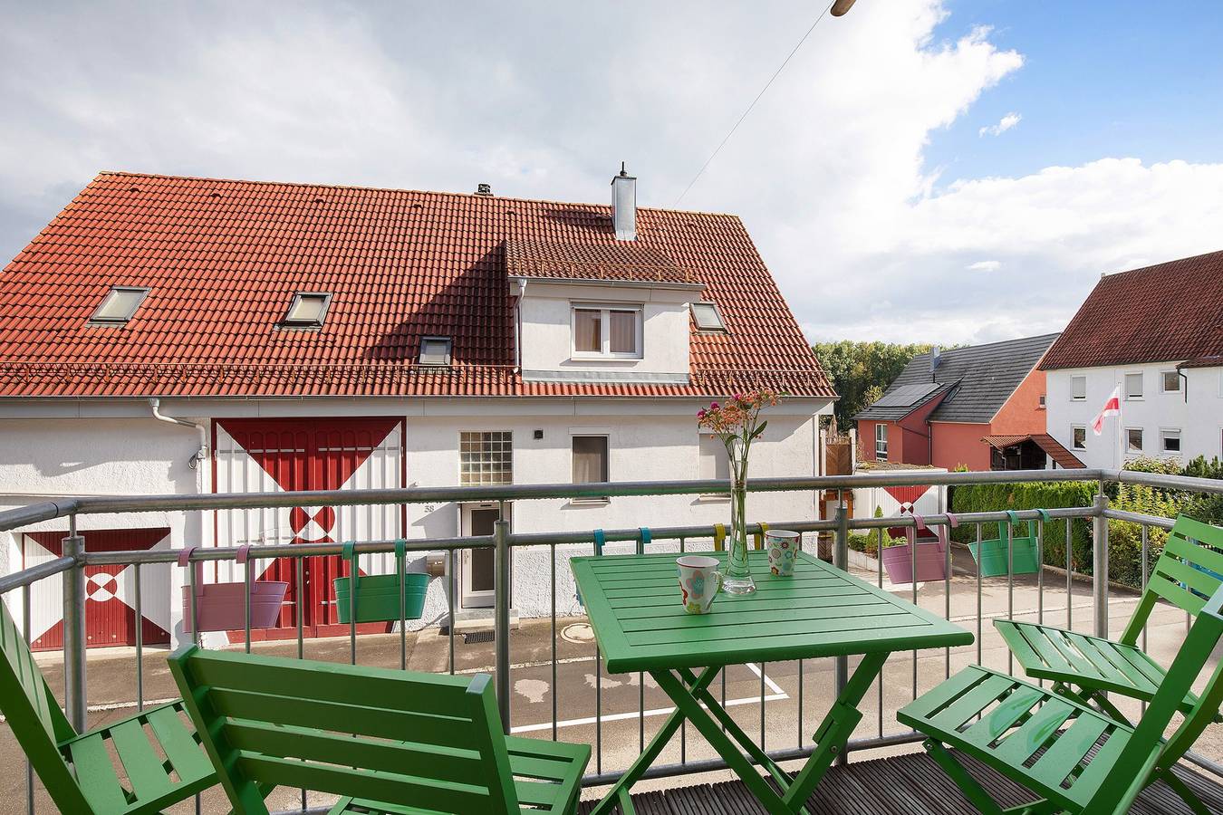 Ganze Wohnung, Loft-Style Ferienwohnung in Nürtingen mit Balkon und Nähe zum Neckar in Nürtingen, Landkreis Esslingen