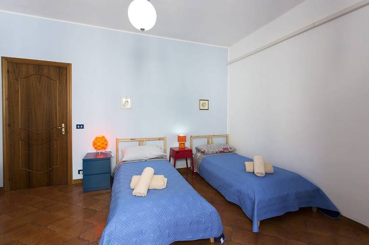 Location de vacances pour 9 personnes, avec balcon, animaux acceptés à Donnalucata - 4