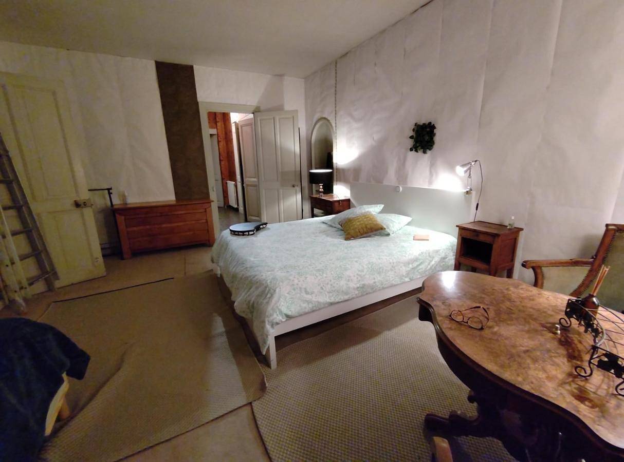 De la Maison Restau' à la Chambre en particulier in Voreppe, Isère