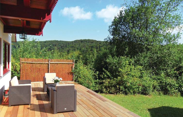 Gemütliche Wohnung mit Garten & Terrasse, 2km nach Ibra in Kirchheim, Knüllgebirge