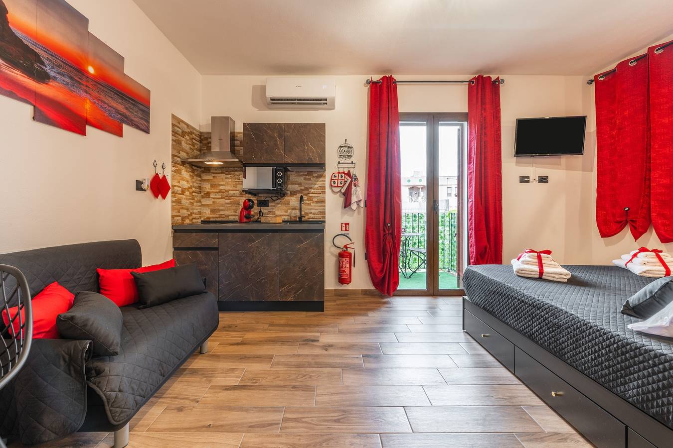 Estudio entero, Estudio 'Attilio's House' con Balcón, Wi-Fi y Aire Acondicionado in Capoterra, Provincia de Cagliari