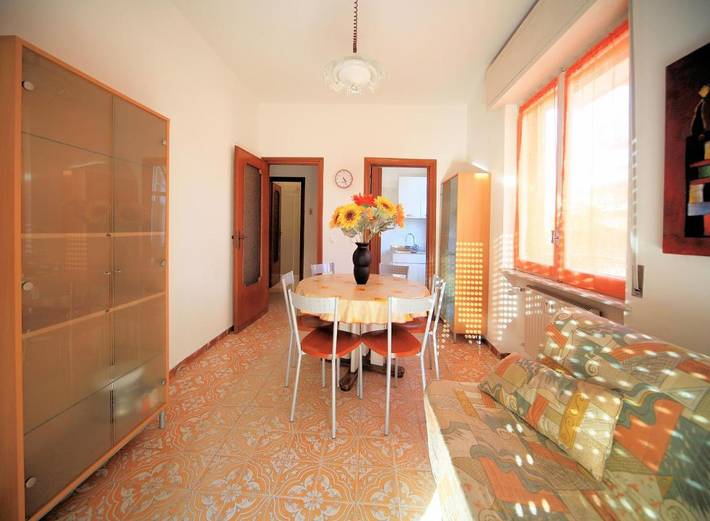 Appartamento per 5 persone, con balcone in Borghetto Santo Spirito
