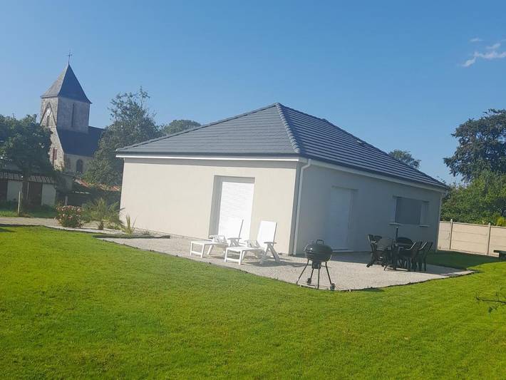 Location de vacances pour 6 personnes, avec jardin et terrasse à Sainte-Marie-au-Bosc