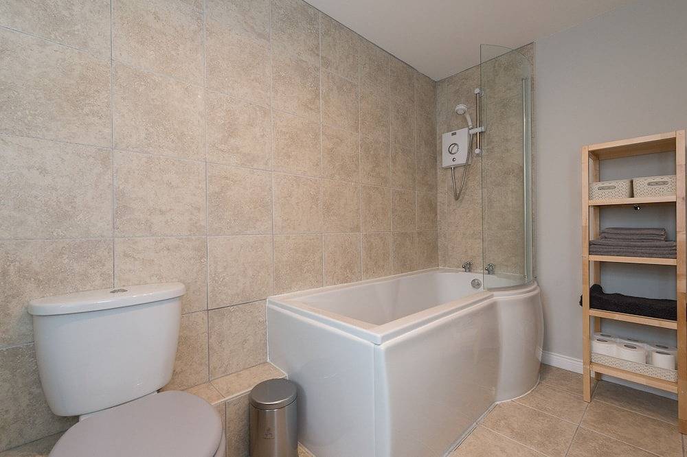 Ganze Wohnung, Apartment-Eigenes Badezimmer in Strangford Lough