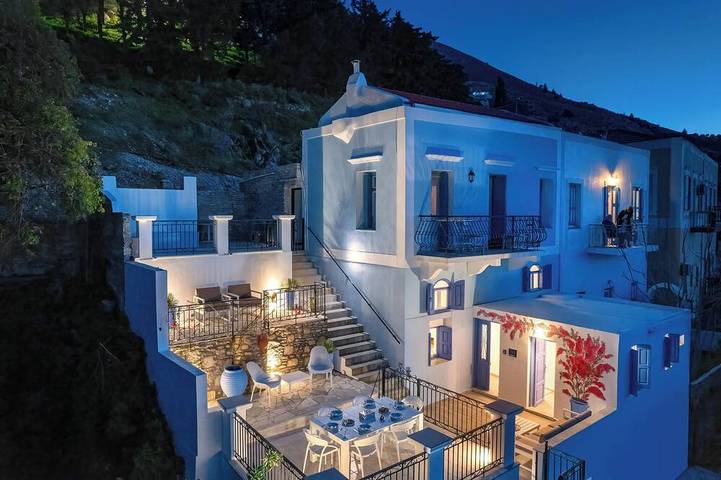 Villa per 7 persone, con terrazza in Simi