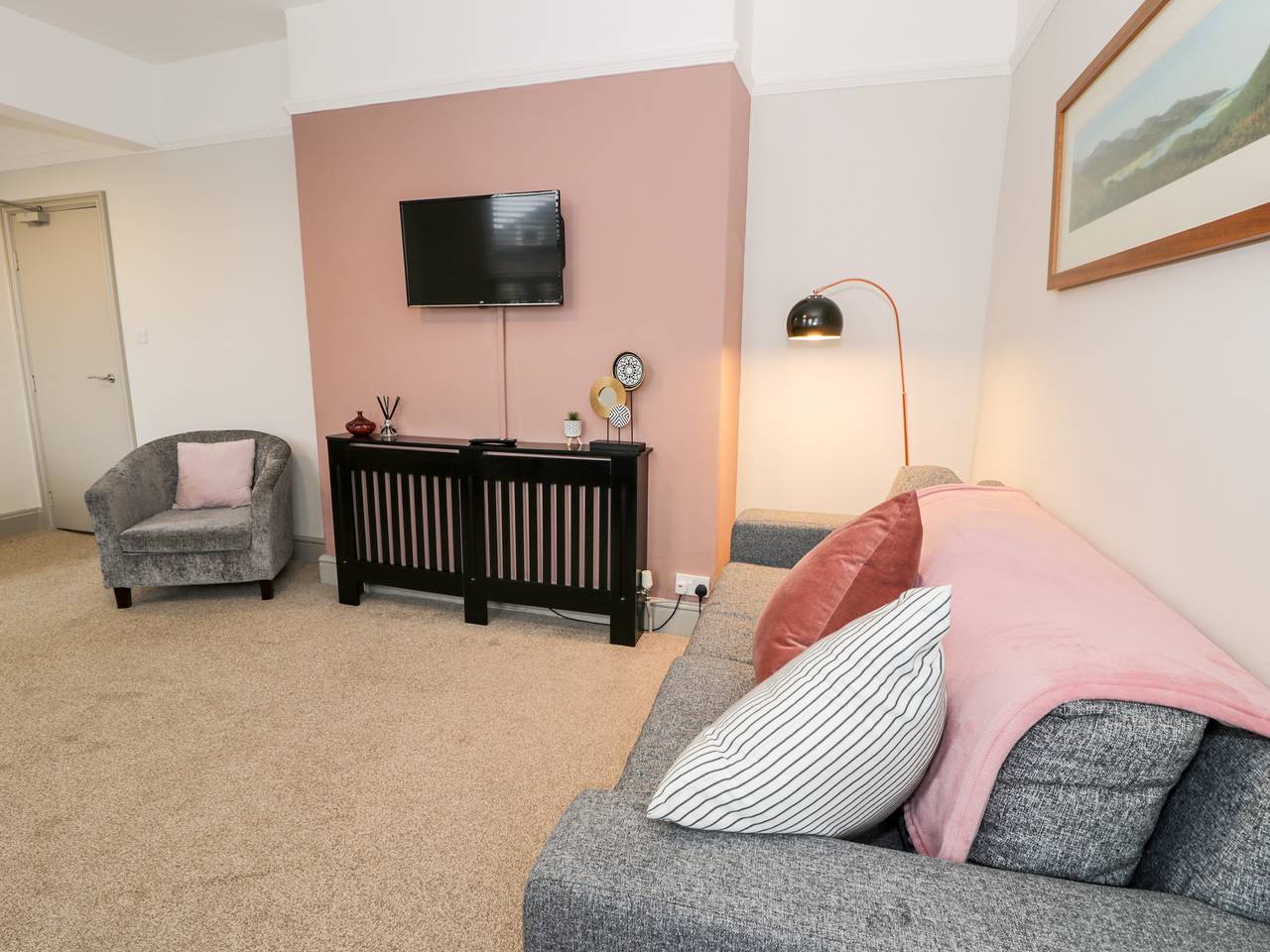 Entire apartment, Rose Suite in Barmouth, Snowdonia