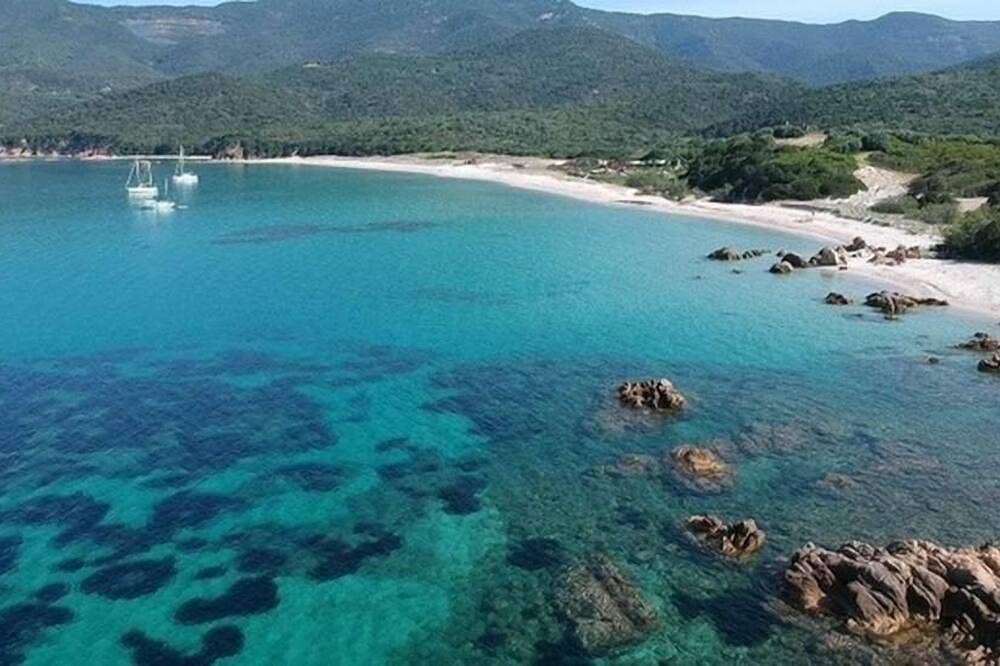 Apartamento entero, Little Corsica paradise 10 minutes from the beaches in Serra-di-Ferro, Region de Ajaccio
