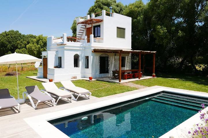 Casa rural para 4 personas, con balcón y jardín en Zahora