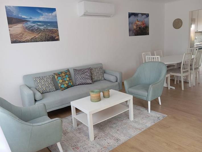 Casa de férias para 6 pessoas, com Terraço e Jardim e ainda Vista em Magoito