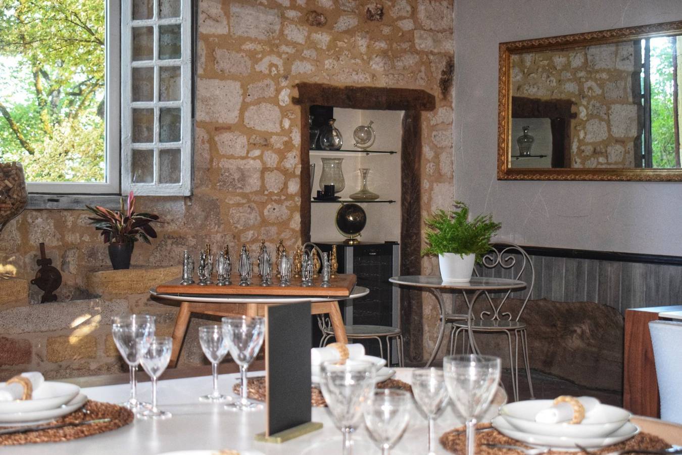 Maison d'hôtes L'élégance périgourdine & Spa - La Rose Blanche in Sainte-Sabine-Born, Périgord Pourpre