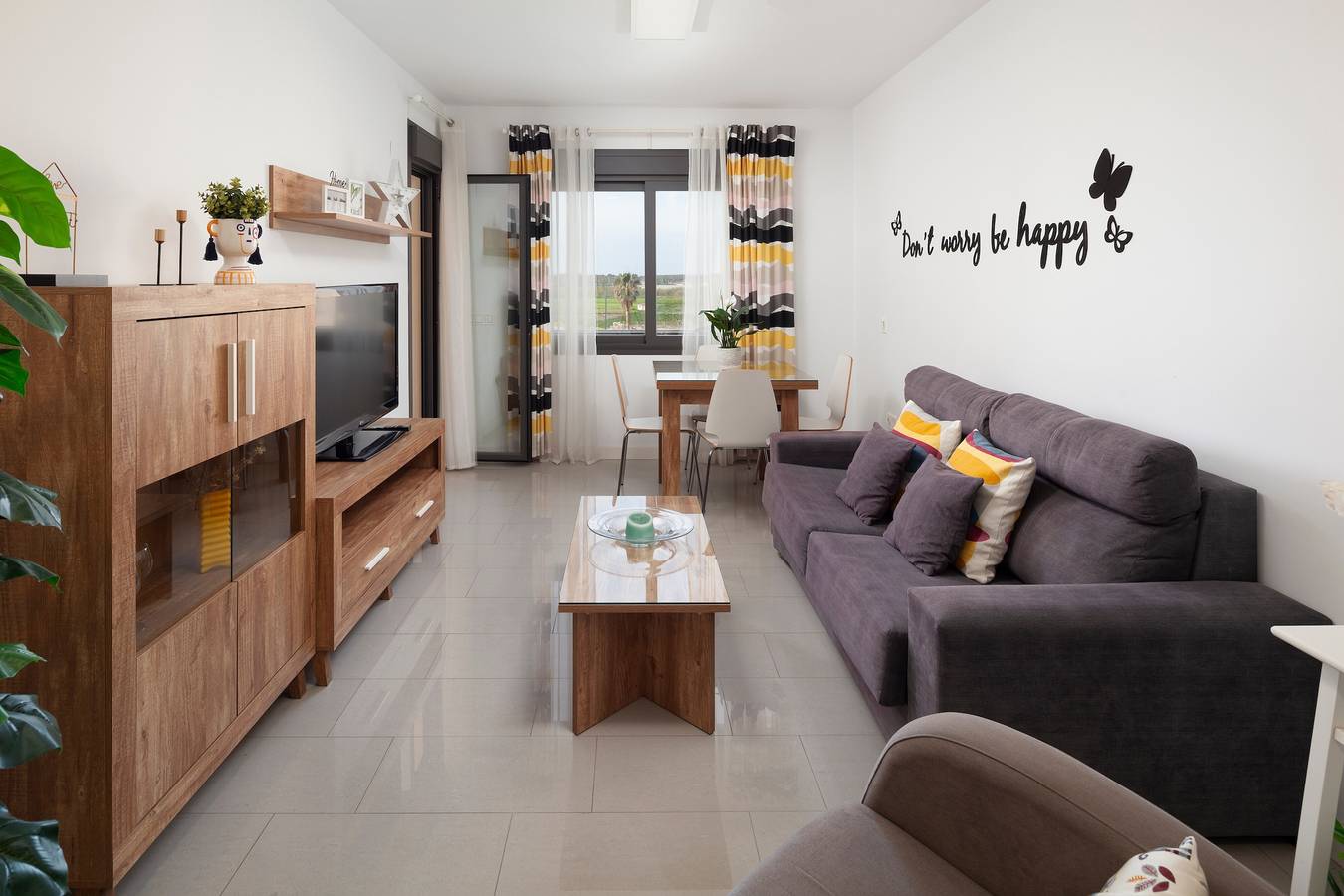 Apartamento entero, Playa Marinsa Beach - Piscina, padel y playa en Torre del Mar in Torre del Mar, Costa del Sol