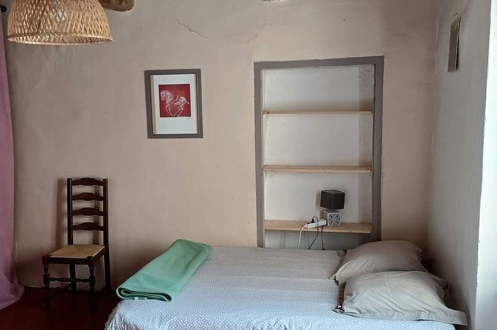 Gîte pour 13 personnes, avec jardin et terrasse à Ongles - 3