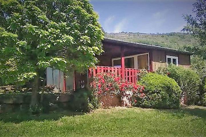 Maison de campagne pour 4 personnes, avec balcon dans Clairvaux-d'Aveyron