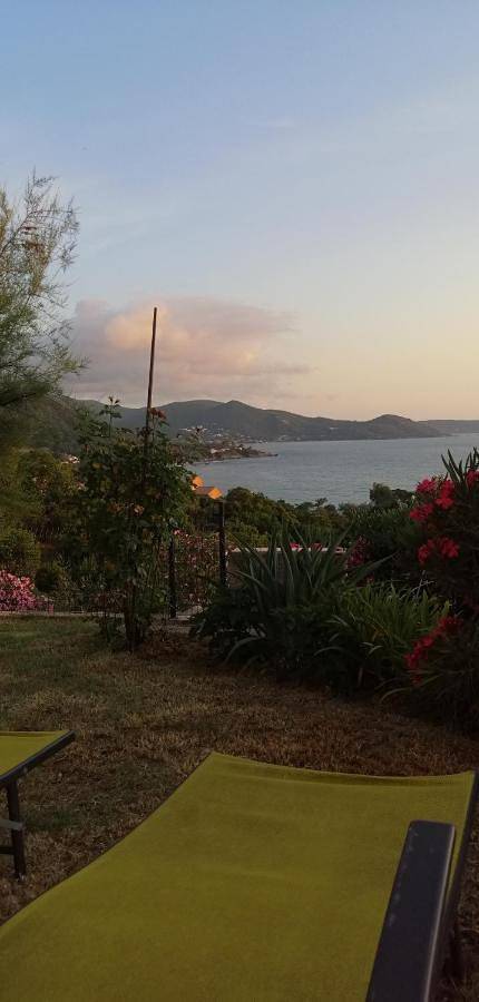 Appartement de vacances pour 6 personnes, avec vue et jardin