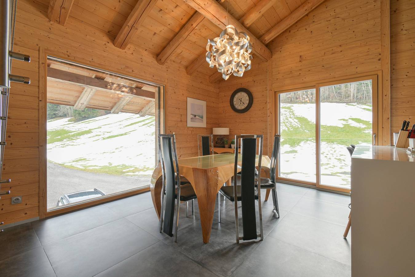 Appartement entier, Appartement « La Porte Des Aravis » avec vue sur la montagne et Wi-Fi in Saint-Jean-de-Sixt, Région d'Annecy