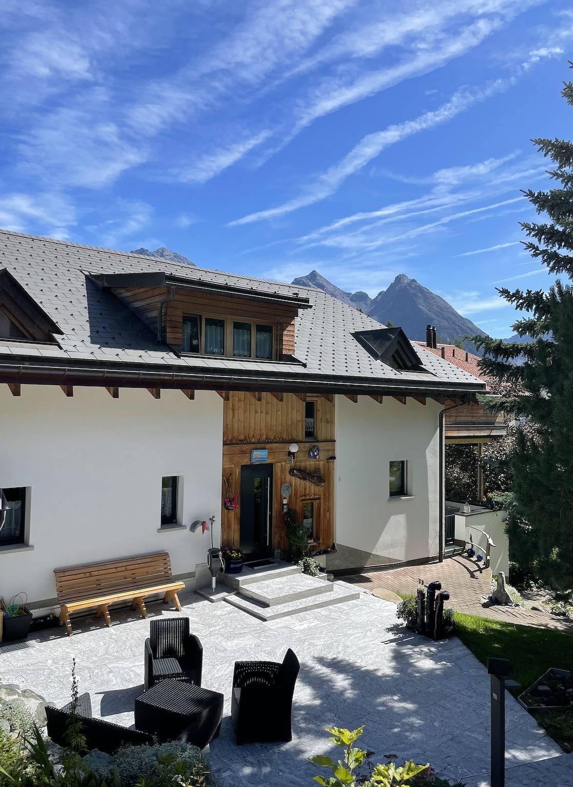 Ganze Ferienwohnung, Chasa Cumulus/Hp Ferienwohnung Sainas 139 A - Chasa Cumulus, Hochparterre 1-4 Pers., 68m2 in Ftan, Unterengadin