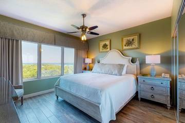 Vacation Apartment for 6 Guests in Miramar Beach, Emerald Coast, Picture 1