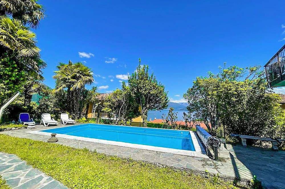 Freistehendes 4½-Zimmer-Haus mit Pool und traumhafter Seesicht in Germignaga, Lago Maggiore (Lombardei)