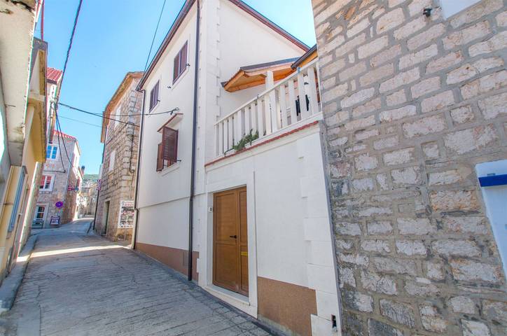 Gîte pour 3 personnes, avec vue et terrasse à Jelsa - 3