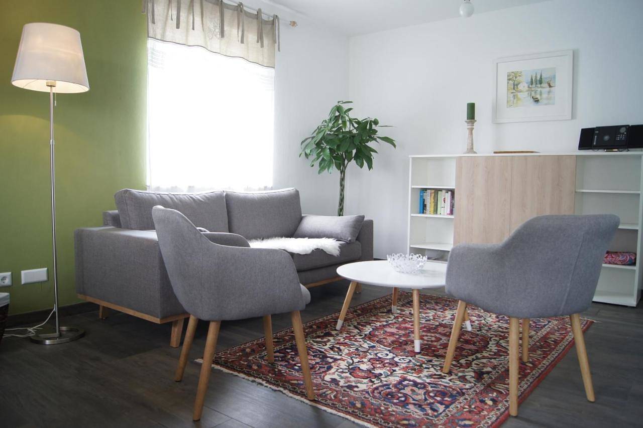 Ganze Wohnung, Schöne, große Ferienwohnung in Waldenbuch, nahe Stuttgart Messe, Böblingen, Sindelfingen in Waldenbuch, Landkreis Böblingen