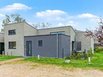 Ferienhaus für 8 Personen, mit Terrasse und Sauna sowie Kinderpool in Lembruch