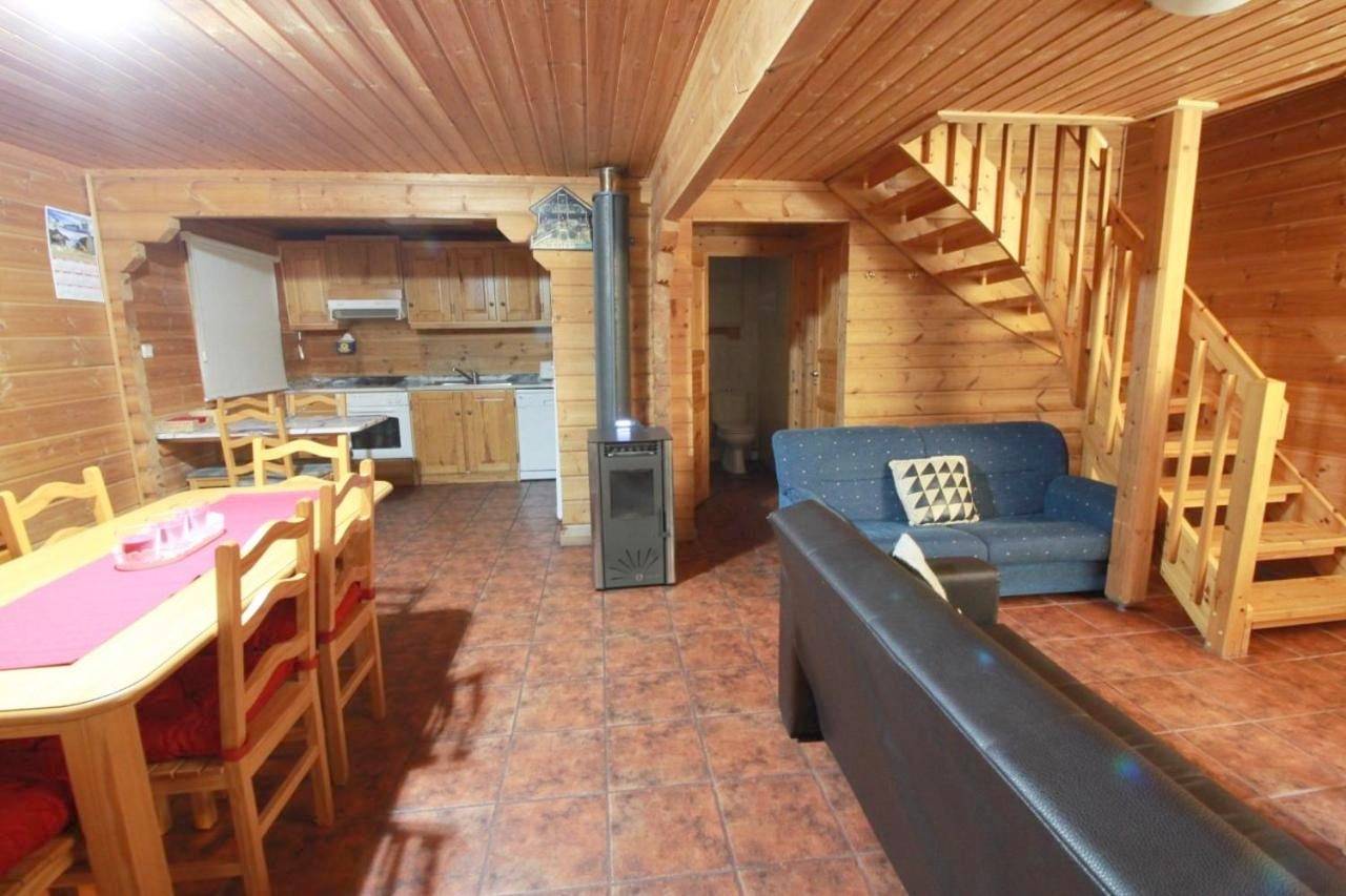 Three-Bedroom Chalet in Cortes do Meio, Serra da Estrela