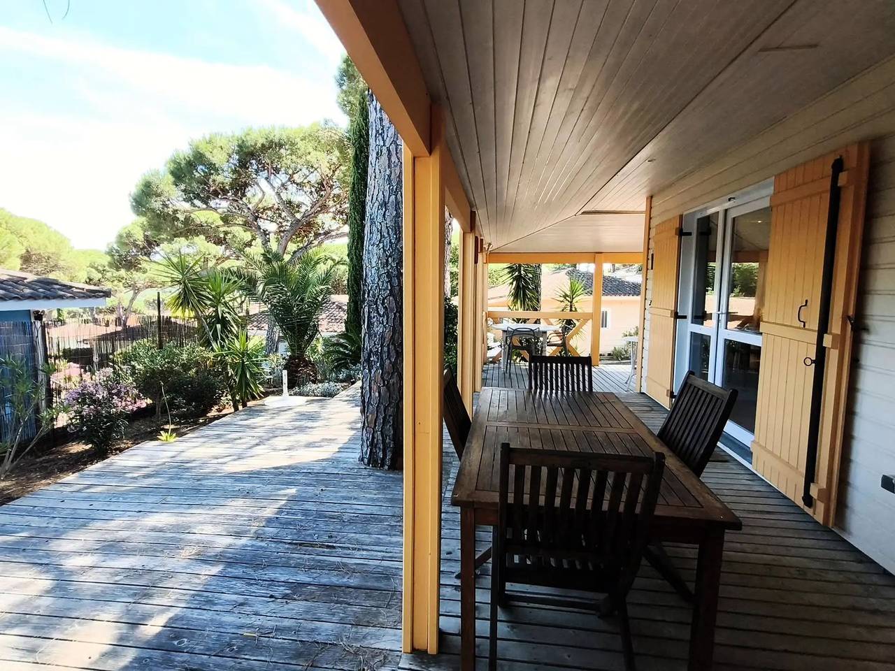 Golfe de St-Tropez - Chalet dans domaine privé avec piscine in Gassin, Côte méditerranéenne (France)