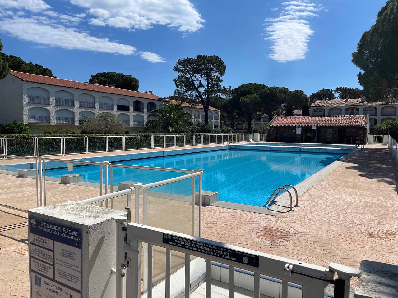 Apartamento entero, Apartamento acogedor - 6 personas - Piscina, tenis - Cerca de la playa in La Côte Vermeille, Argelès-sur-Mer