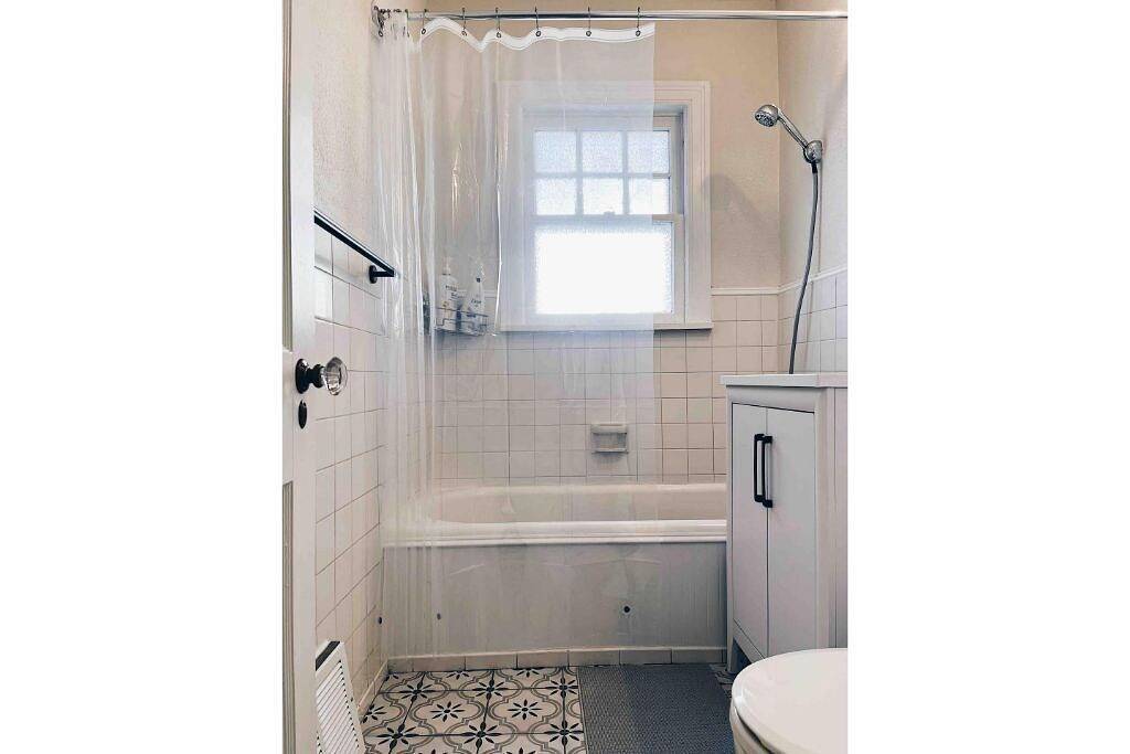 Chic Bungalow Located In The Heart Of Wichita in Wichita, Kansas