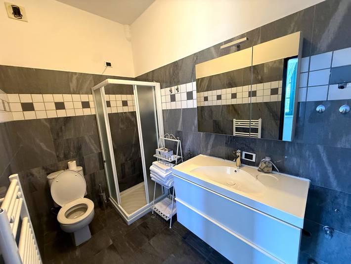 Appartamento intero, Campione Giulia Exclusive Lakefront in Tremosine, Prealpi Gardesane