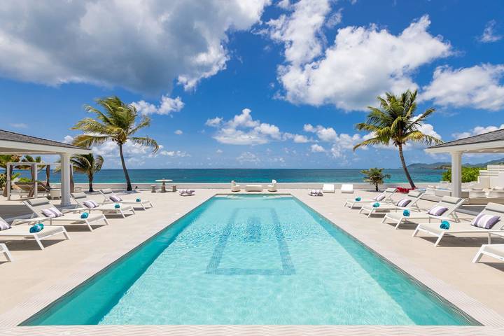 Location de vacances pour 14 personnes, avec piscine et terrasse ainsi que vue sur l’océan et jardin, animaux acceptés dans Saint Martin - 2