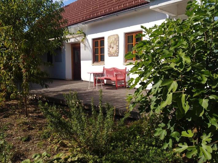 Ferienwohnung für 6 Personen, mit Terrasse und Garten sowie Ausblick
