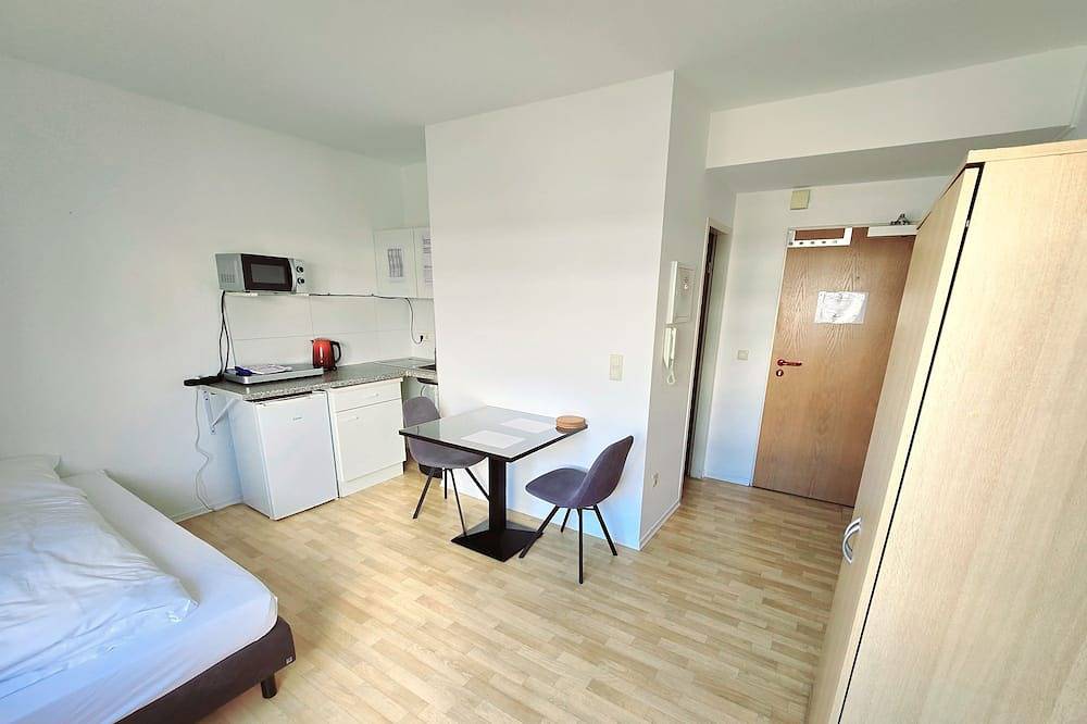 Ganze Wohnung, Apartments Efde Gmbh - Allee 41, Heilbronn - Studiopartment 25 in Heilbronn, Kurpfalz