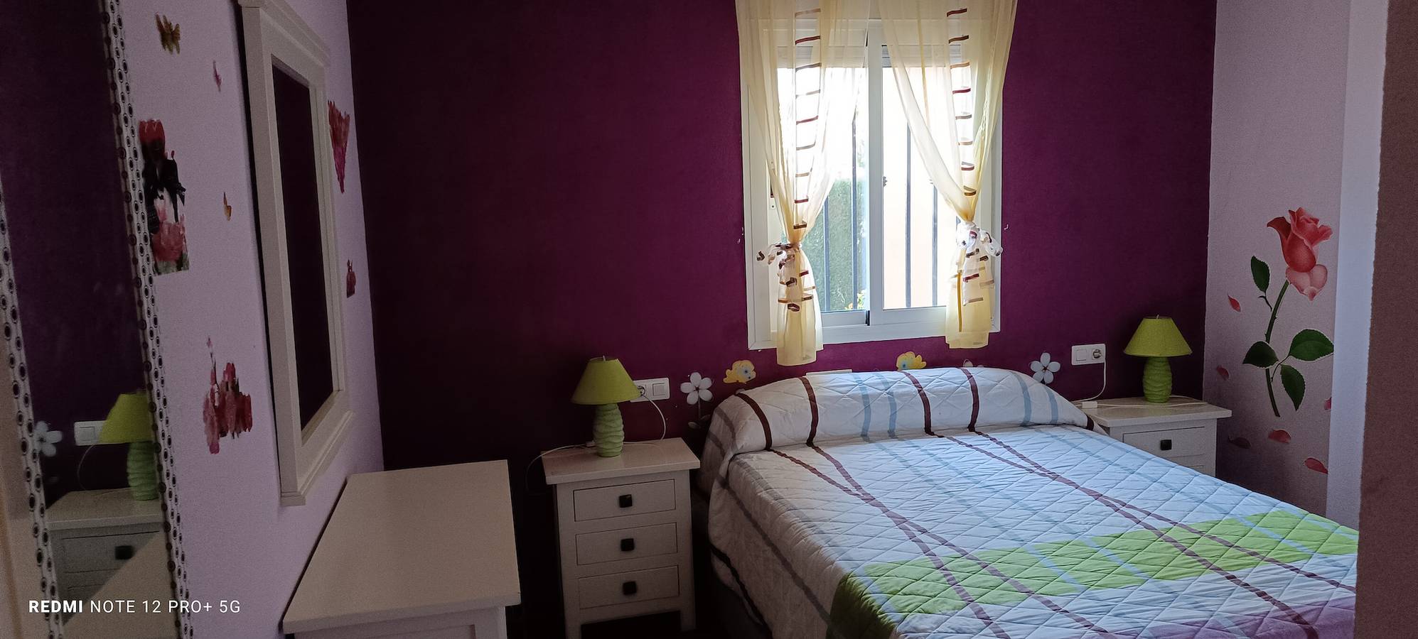 Entire apartment, Apartment 'En Urbanización Nudista' with Shared Pool, Wi-Fi and Air Conditioning in Playas de Vera, Vera