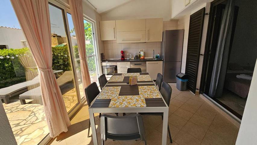 Gîte pour 6 personnes, avec jardin à Gajac - 3